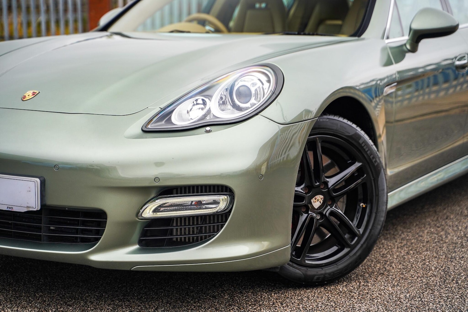 Used Porsche Panamera 2011 for sale - 76188801: Photo 4