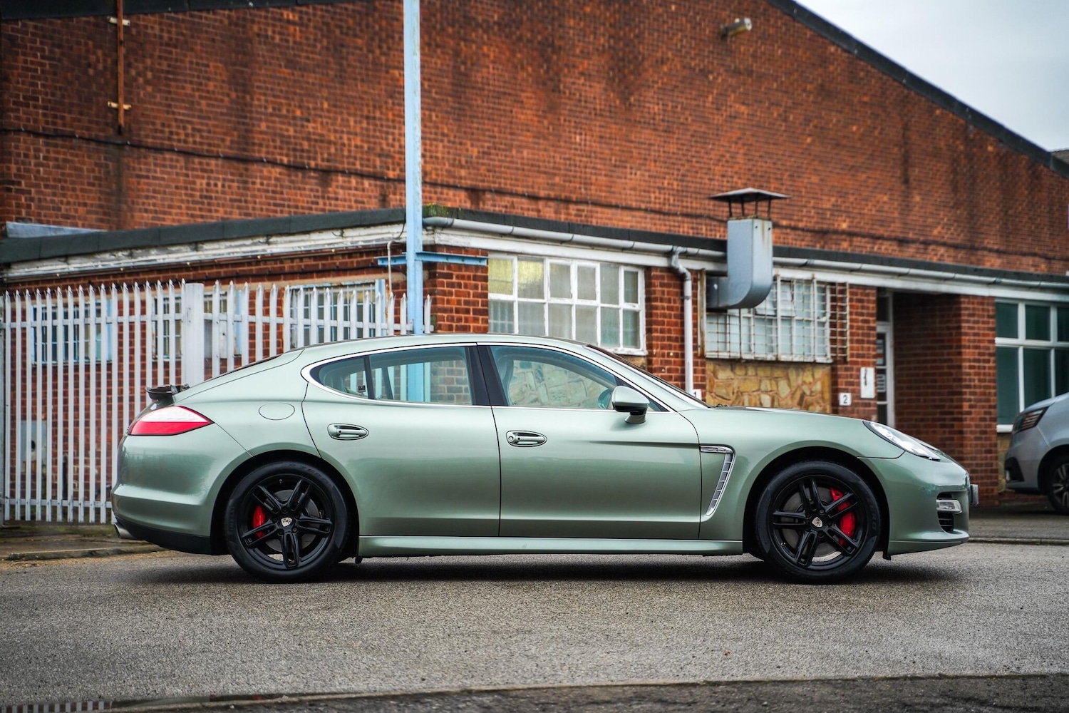 Used Porsche Panamera 2011 for sale - 76188801: Photo 9