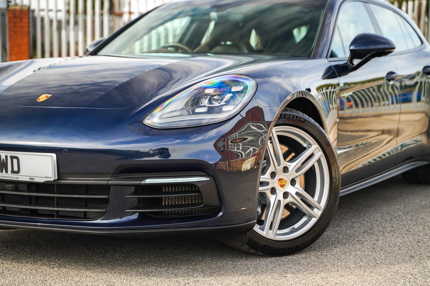 Used Porsche Panamera 2018 for sale - 76190047: Photo 2