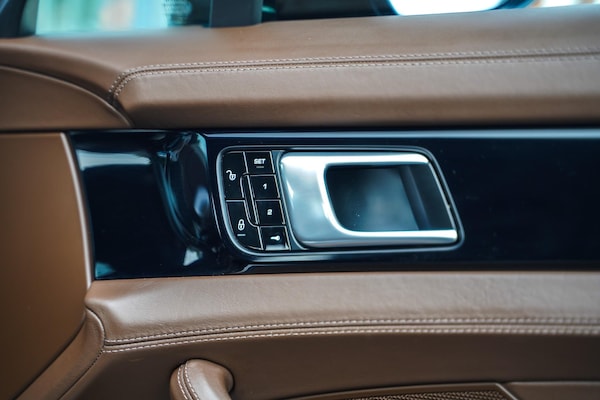 Used Porsche Panamera 2018 for sale - 76190047: Photo 31