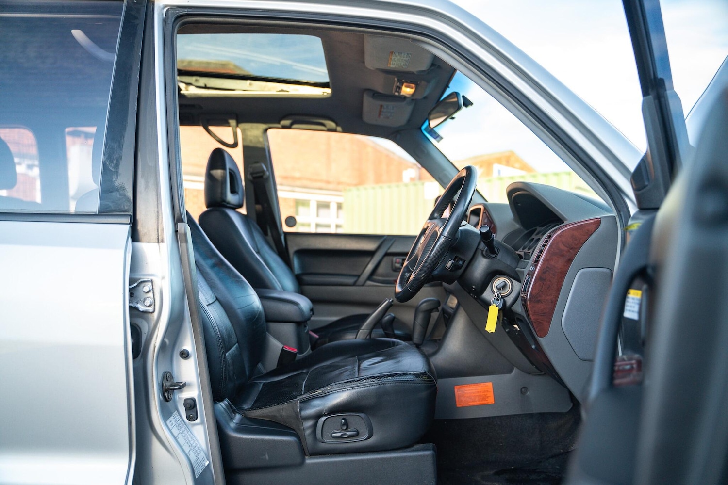 Used Mitsubishi Shogun 2003 for sale - 77130650: Photo 10