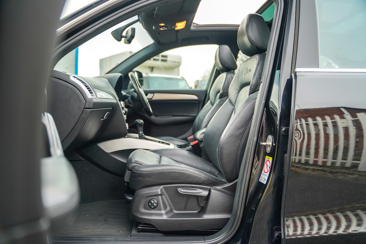 Used Audi Q5 2012 for sale - 77982402: Photo 28