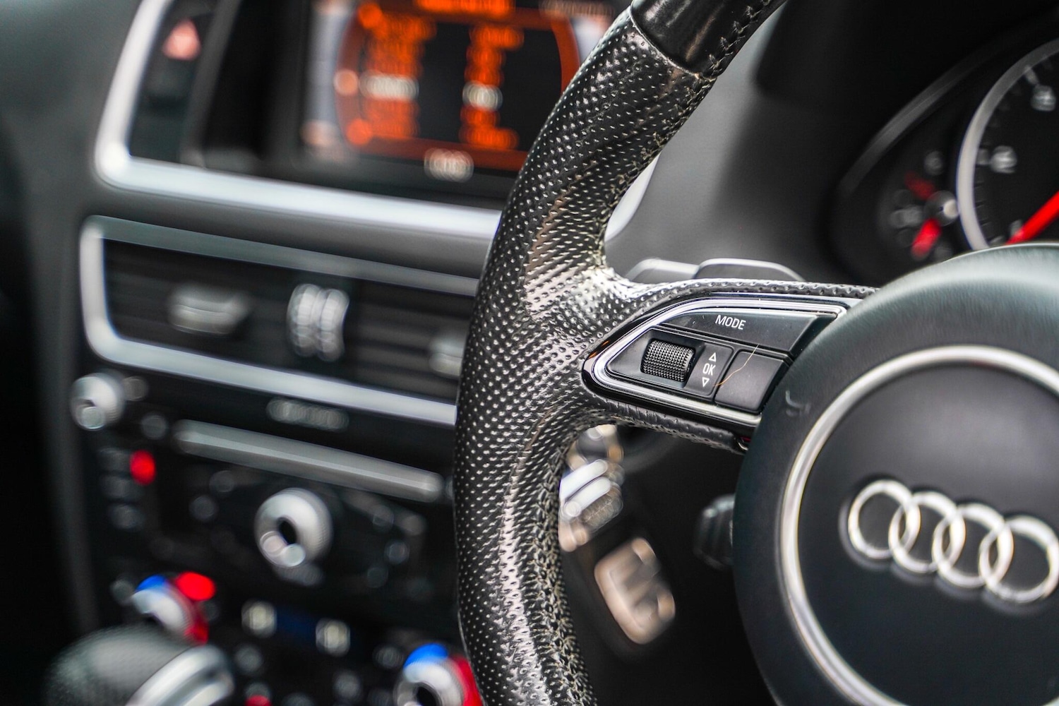 Used Audi Q5 2012 for sale - 77982402: Photo 52