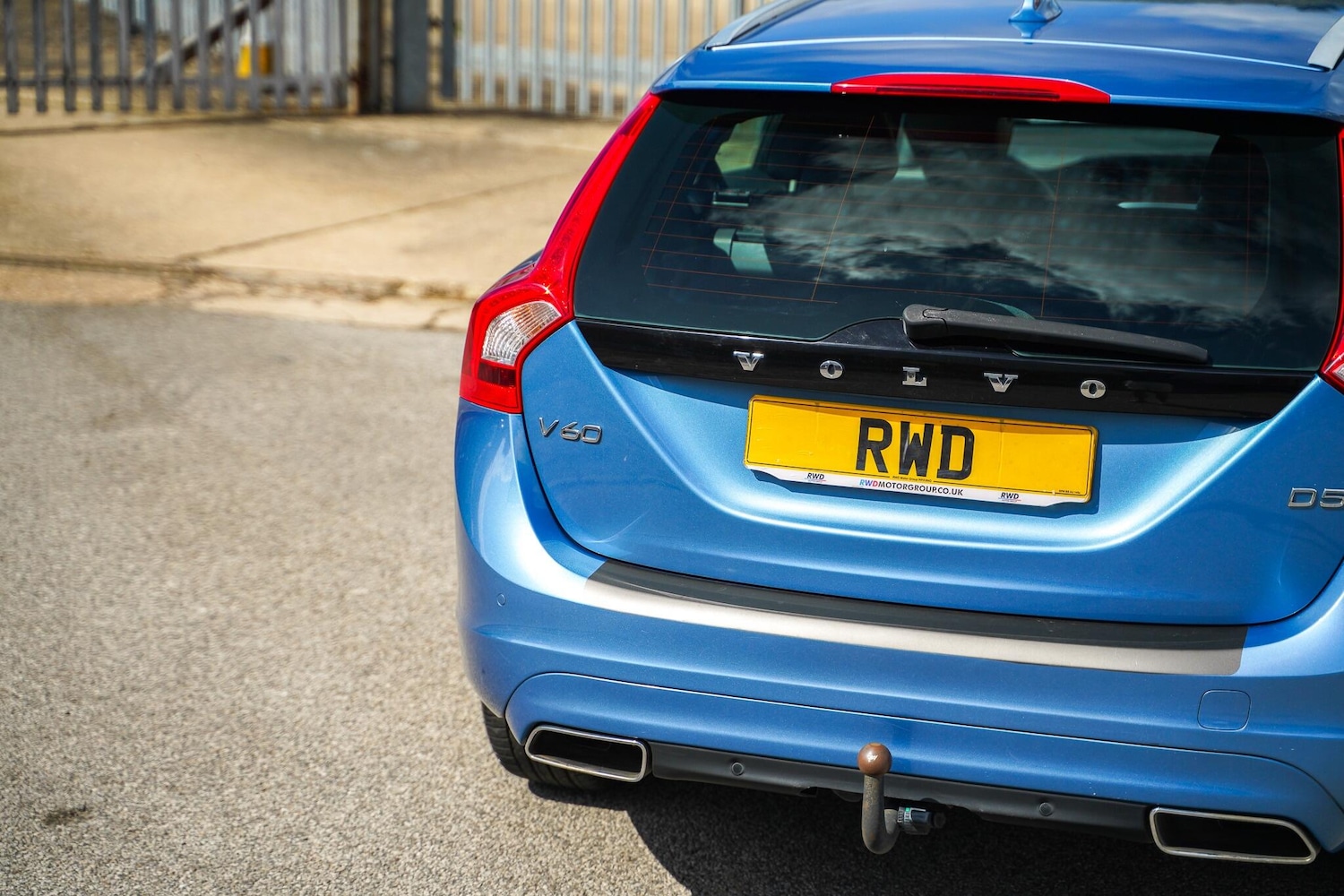 Used Volvo V60 2014 for sale - 76993664: Photo 18