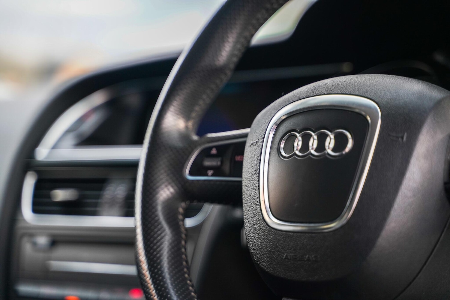 Used Audi RS5 2011 for sale - 77097904: Photo 47