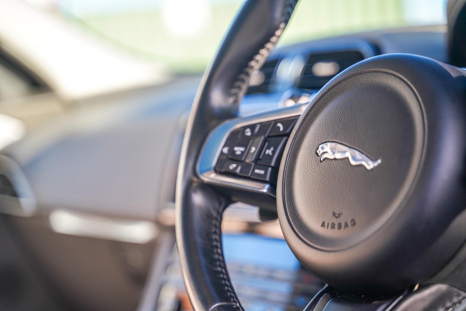 Used Jaguar F-Pace 2018 for sale - 77097965: Photo 52