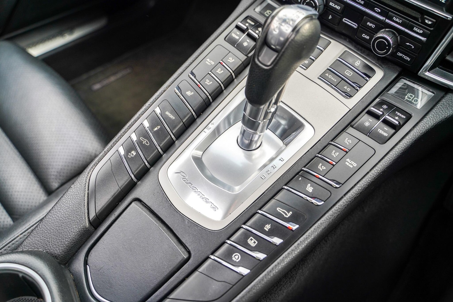 Used Porsche Panamera for sale - 77982722: Photo 54