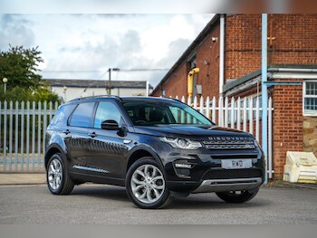 Used Land Rover Discovery Sport 2016 for sale - 76189463: Photo