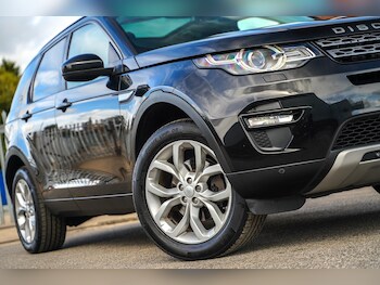 Used Land Rover Discovery Sport 2016 for sale - 76189463: Photo