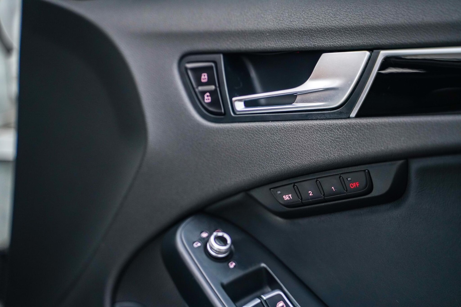 Used Audi RS4 2014 for sale - 77537967: Photo 44