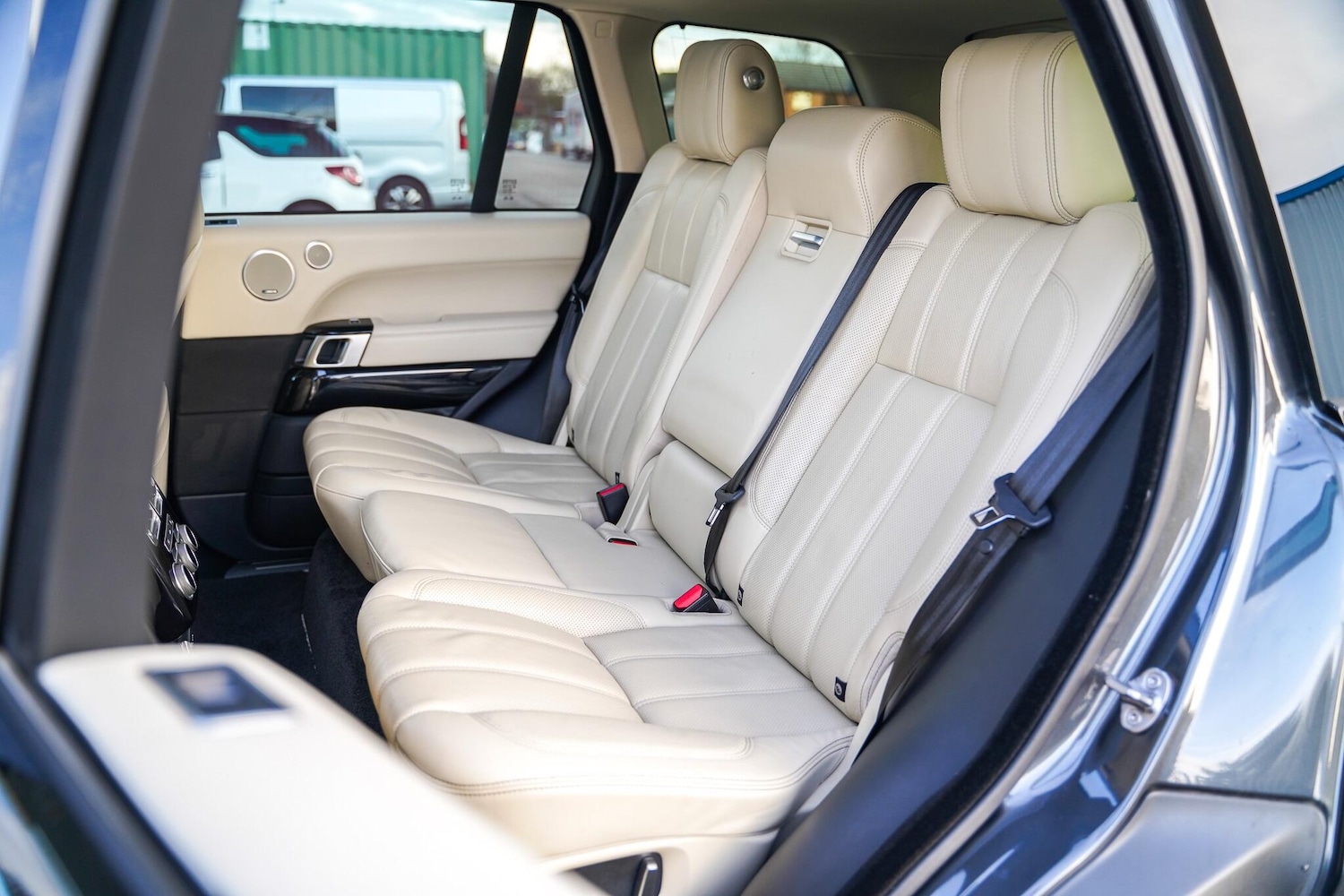 Used Land Rover Range Rover 2017 for sale - 76633249: Photo 15