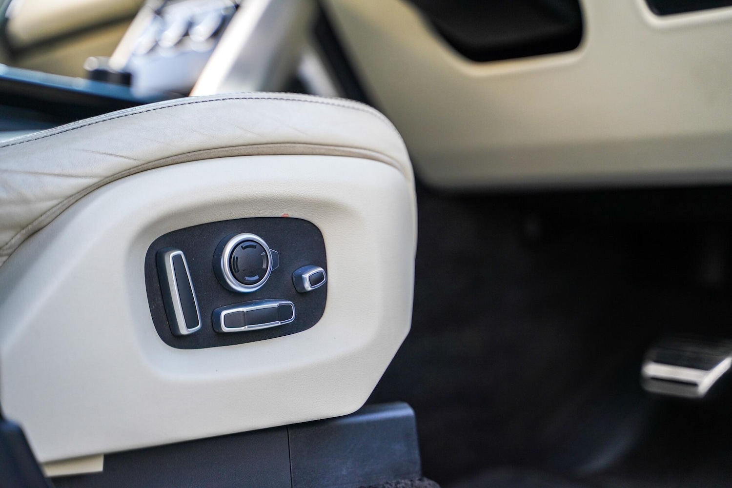 Used Land Rover Range Rover 2017 for sale - 76633249: Photo 36