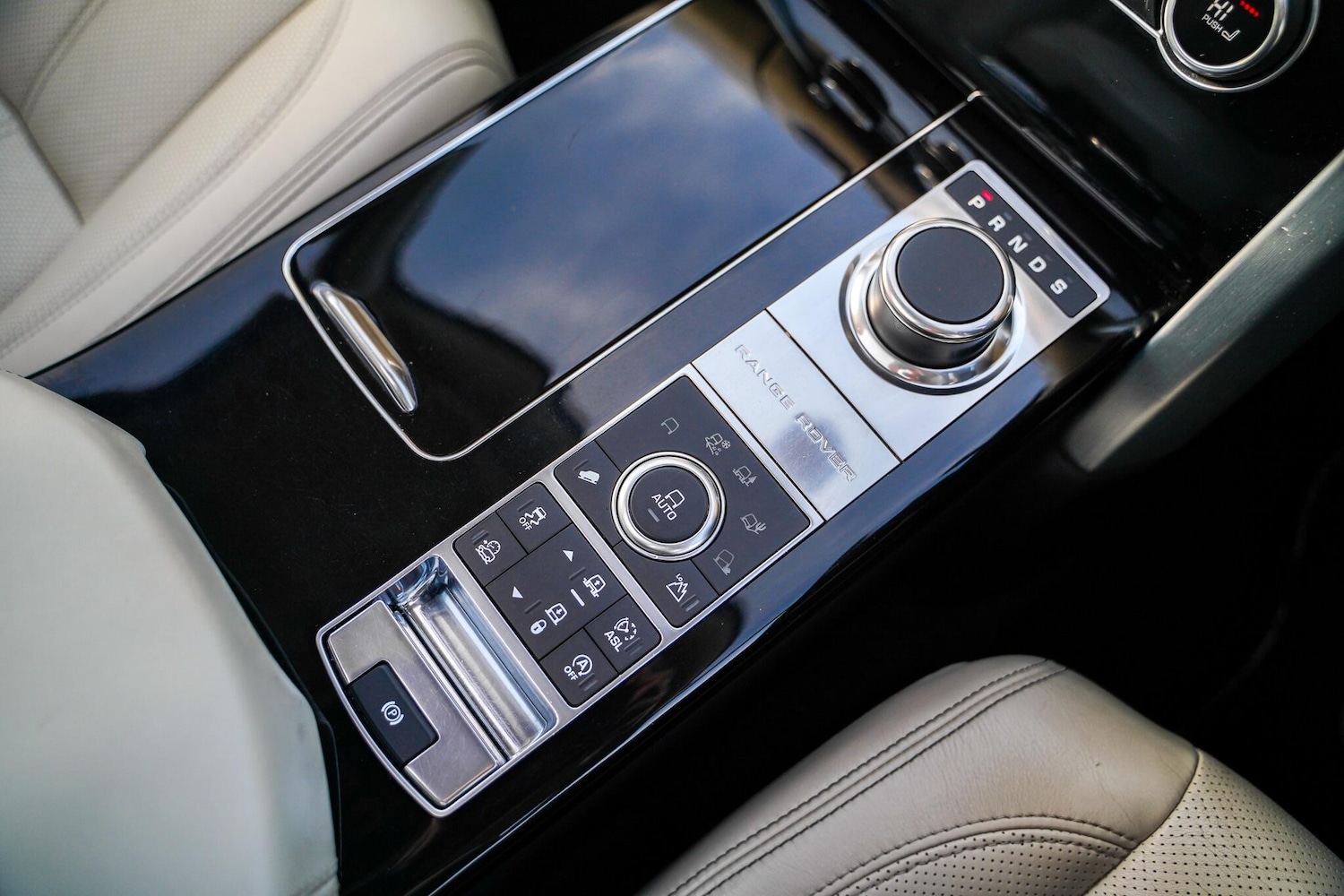 Used Land Rover Range Rover 2017 for sale - 76633249: Photo 38