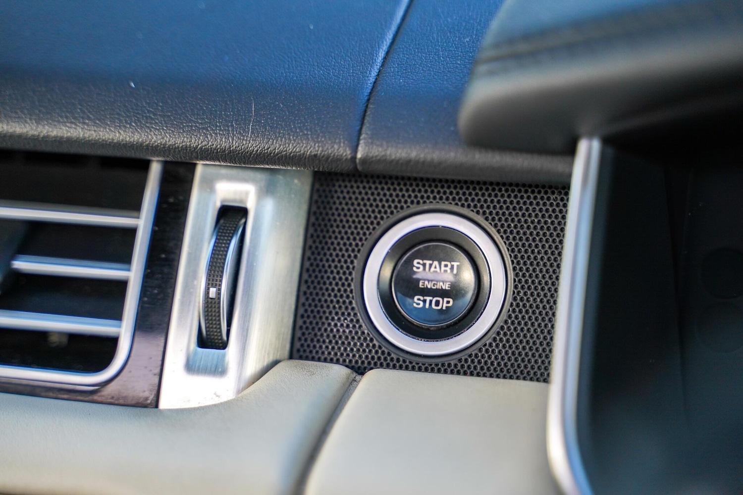 Used Land Rover Range Rover 2017 for sale - 76633249: Photo 39