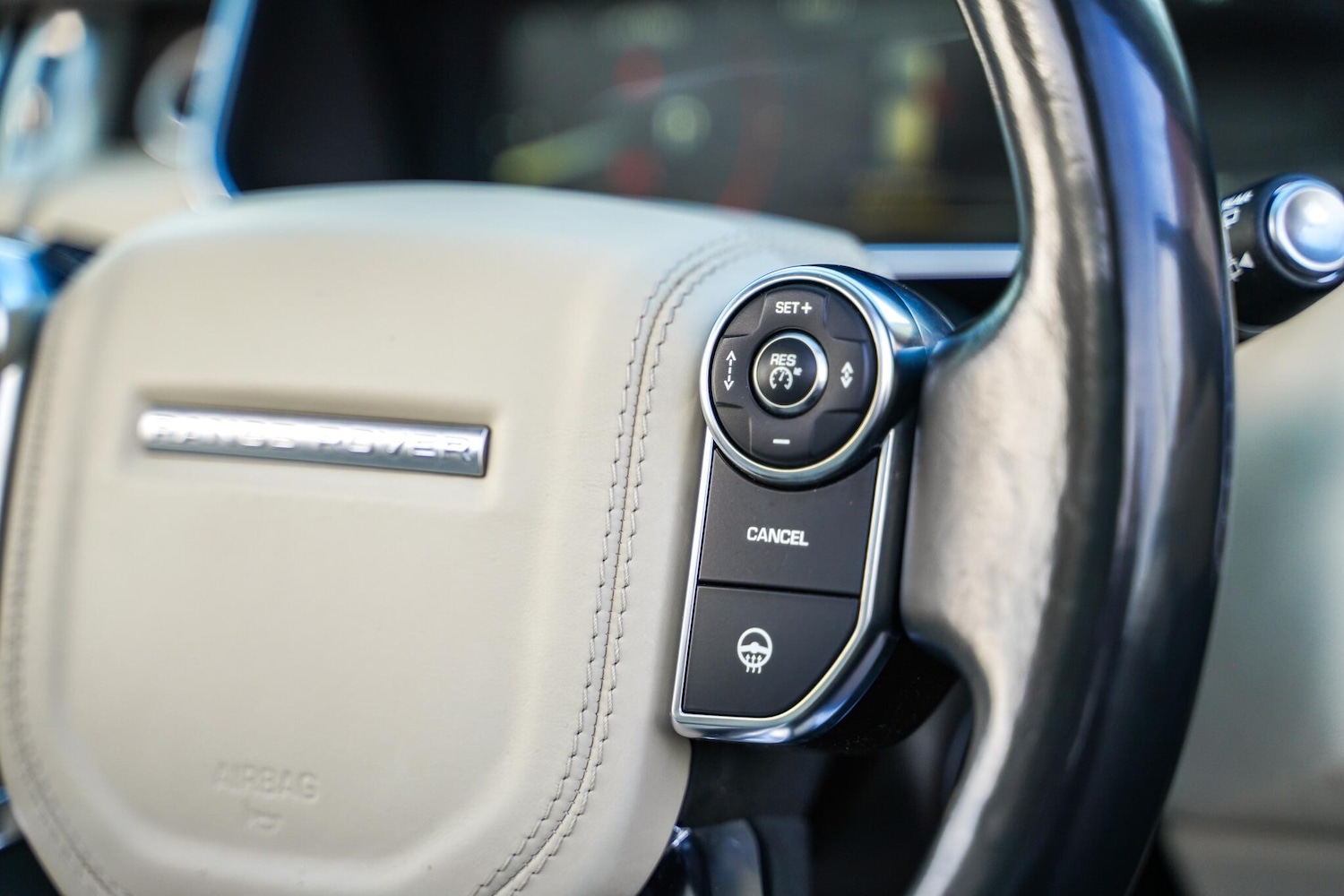 Used Land Rover Range Rover 2017 for sale - 76633249: Photo 48