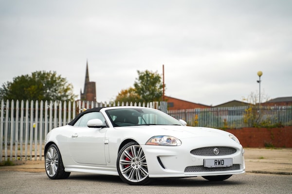 Used Jaguar XKR 2011 for sale - 76284440: Photo 11