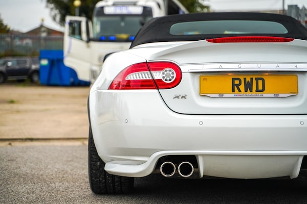 Used Jaguar XKR 2011 for sale - 76284440: Photo 14