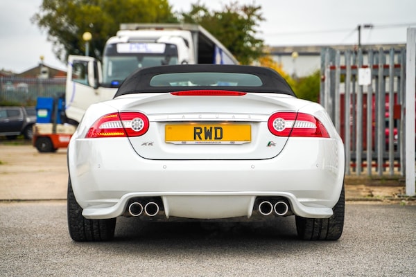 Used Jaguar XKR 2011 for sale - 76284440: Photo 15