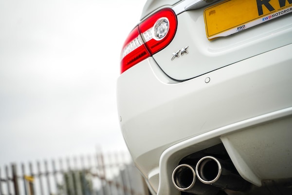Used Jaguar XKR 2011 for sale - 76284440: Photo 17