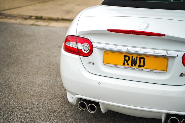 Used Jaguar XKR 2011 for sale - 76284440: Photo 18