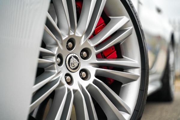 Used Jaguar XKR 2011 for sale - 76284440: Photo 22