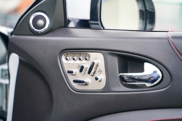 Used Jaguar XKR 2011 for sale - 76284440: Photo 32