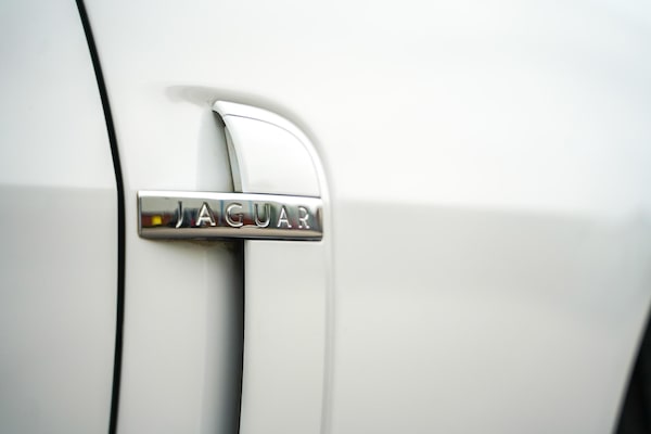 Used Jaguar XKR 2011 for sale - 76284440: Photo 48