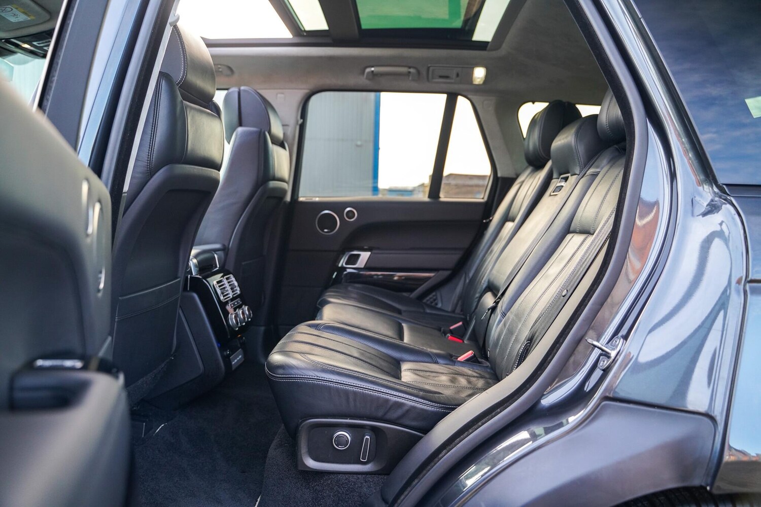 Used Land Rover Range Rover 2017 for sale - 77598078: Photo 27