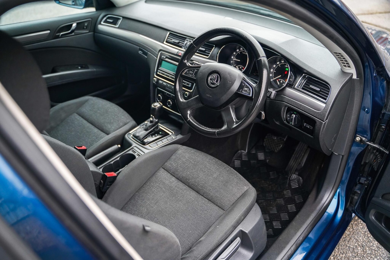 Used Skoda Superb 2014 for sale - 77439707: Photo 11