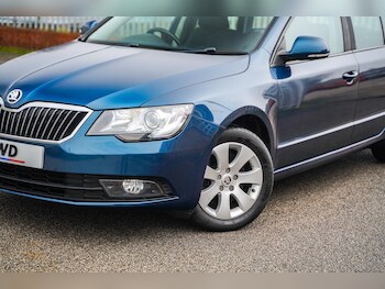 Used Skoda Superb 2014 for sale - 77439707: Photo