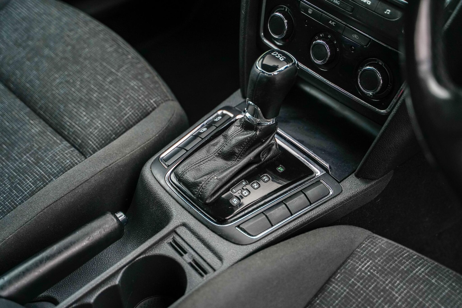 Used Skoda Superb 2014 for sale - 77439707: Photo 37