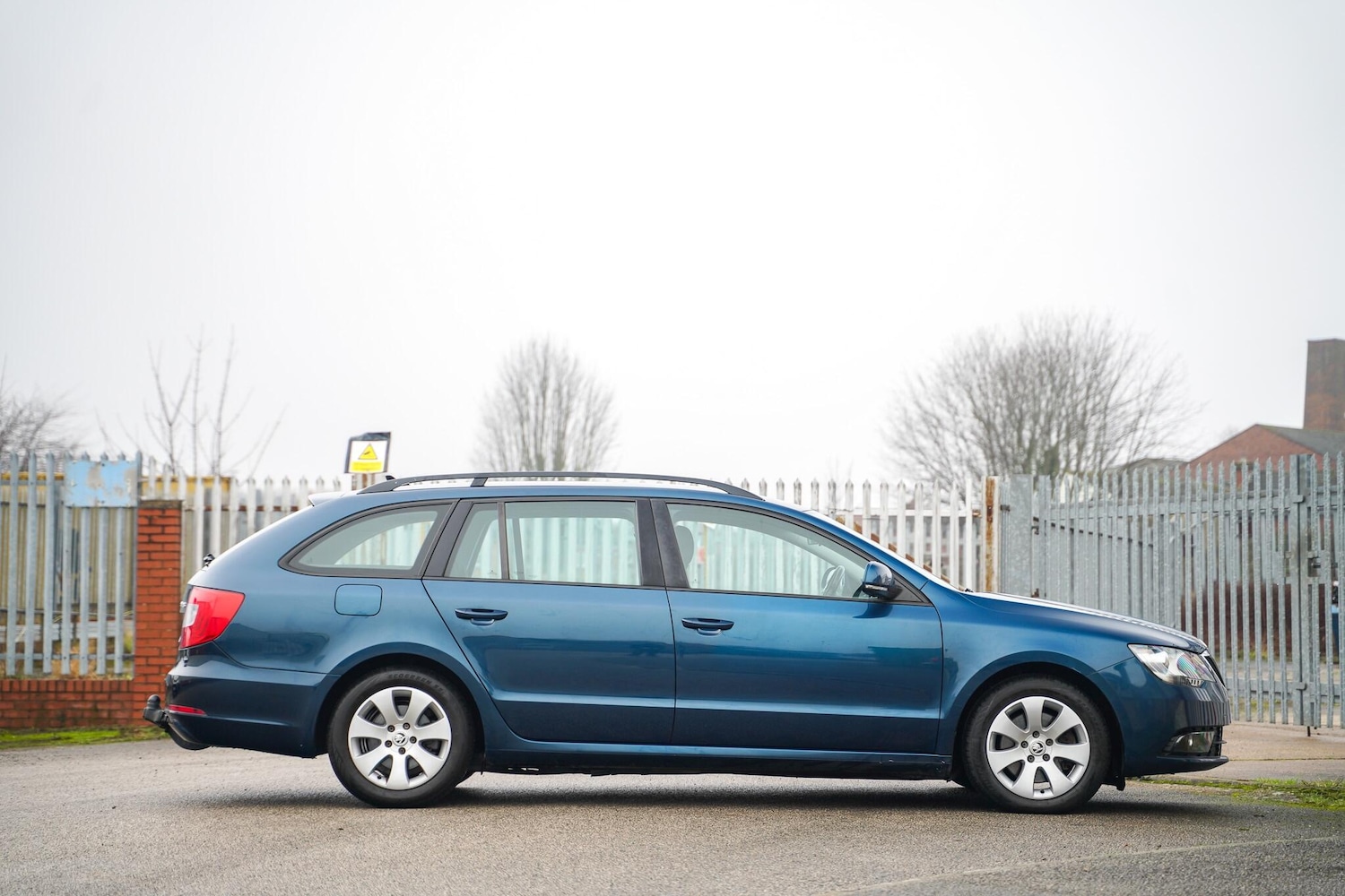 Used Skoda Superb 2014 for sale - 77439707: Photo 9