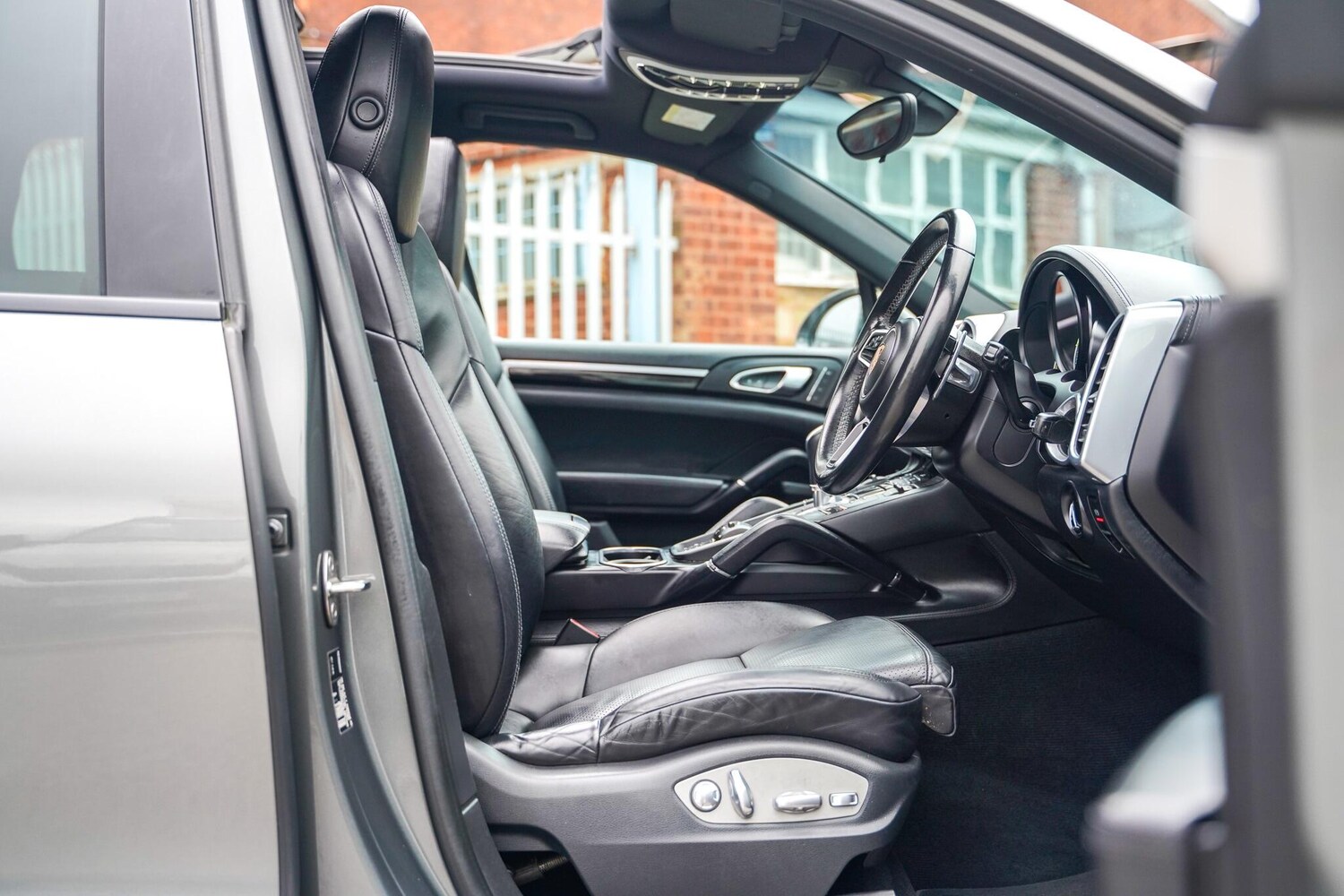 Used Porsche Cayenne for sale - 77574956: Photo 38