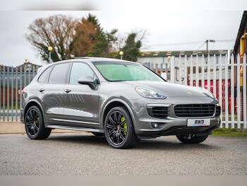 Used Porsche Cayenne 2015 for sale - 77574956: Photo