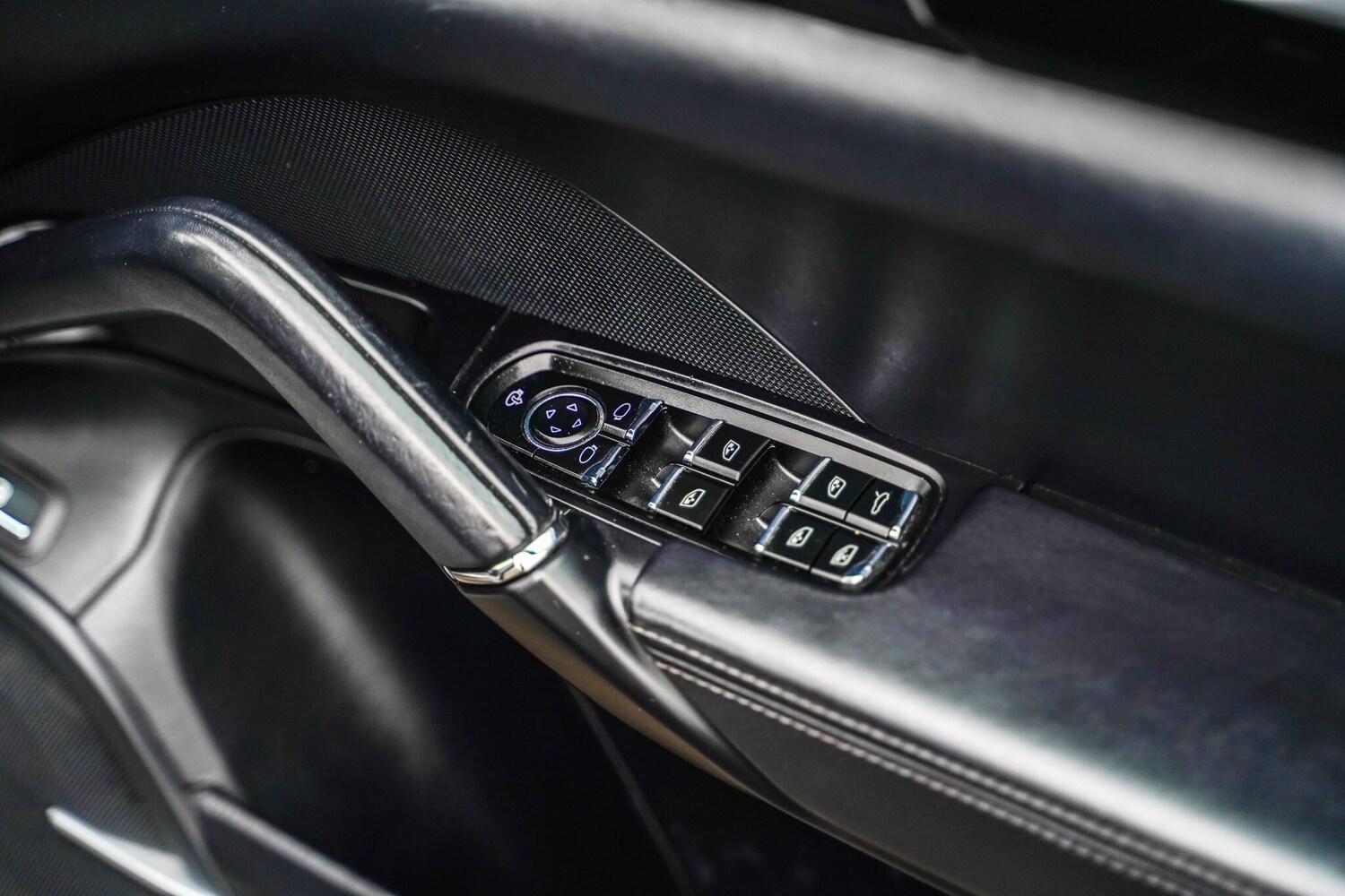 Used Porsche Cayenne for sale - 77574956: Photo 42