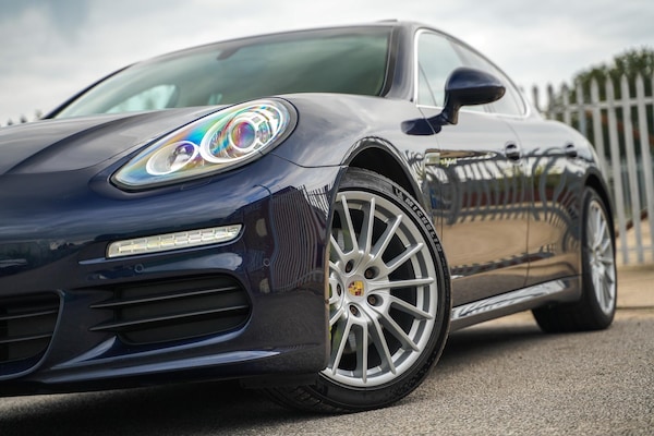 Used Porsche Panamera 2016 for sale - 76188999: Photo 2
