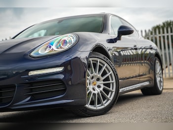 Used Porsche Panamera 2016 for sale - 76188999: Photo 2