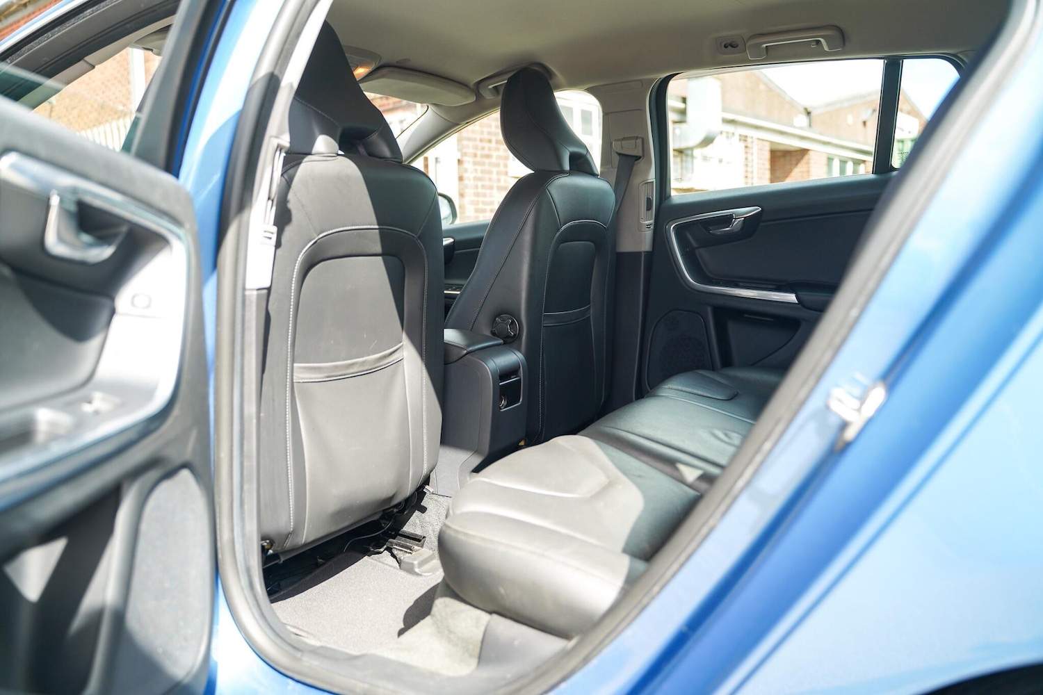 Used Volvo V60 2014 for sale - 76188809: Photo 27