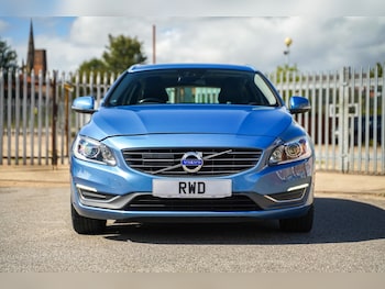 Used Volvo V60 2014 for sale - 76188809: Photo
