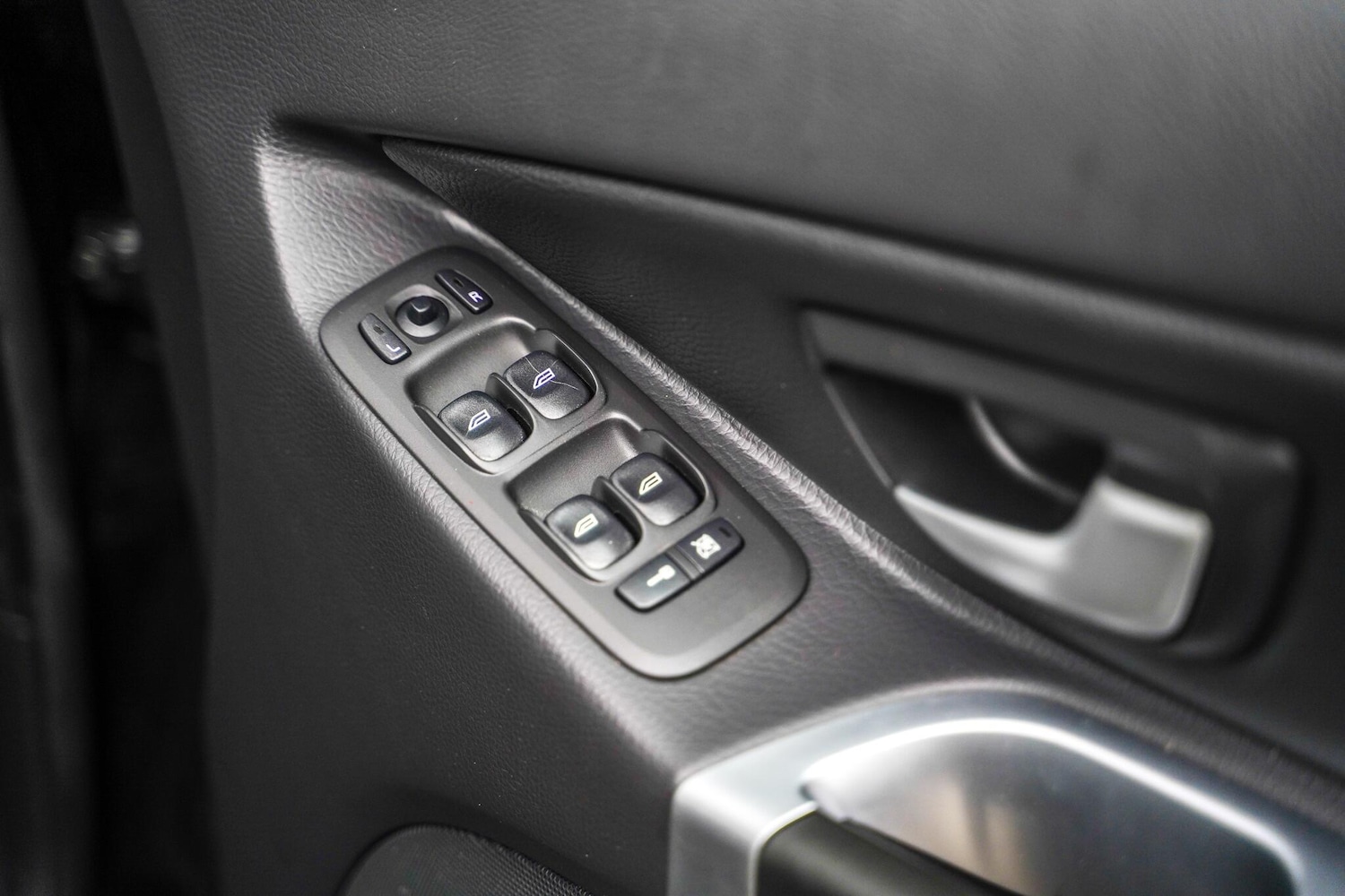 Used Volvo XC90 2010 for sale - 76976187: Photo 36