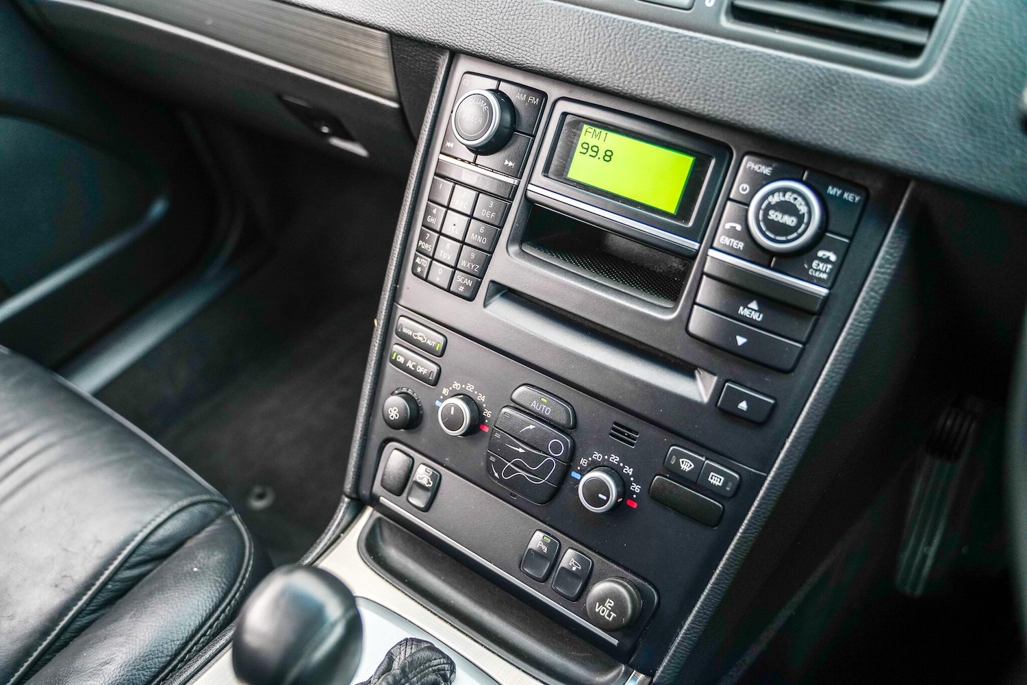 Used Volvo XC90 2010 for sale - 76976187: Photo 43