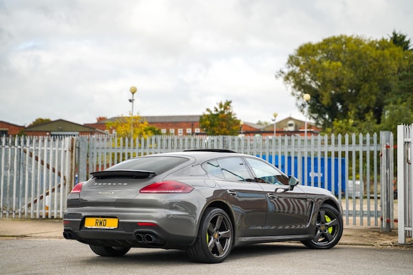 Used Porsche Panamera 2015 for sale - 76214874: Photo 16