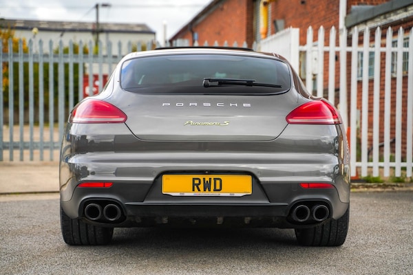 Used Porsche Panamera 2015 for sale - 76214874: Photo 19