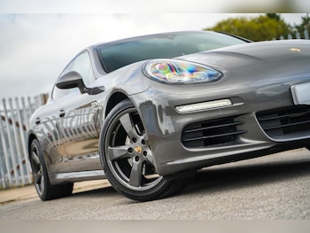 Used Porsche Panamera 2015 for sale - 76214874: Photo 2