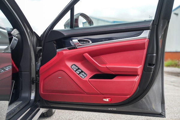 Used Porsche Panamera 2015 for sale - 76214874: Photo 39