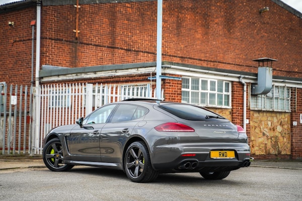 Used Porsche Panamera 2015 for sale - 76214874: Photo 4