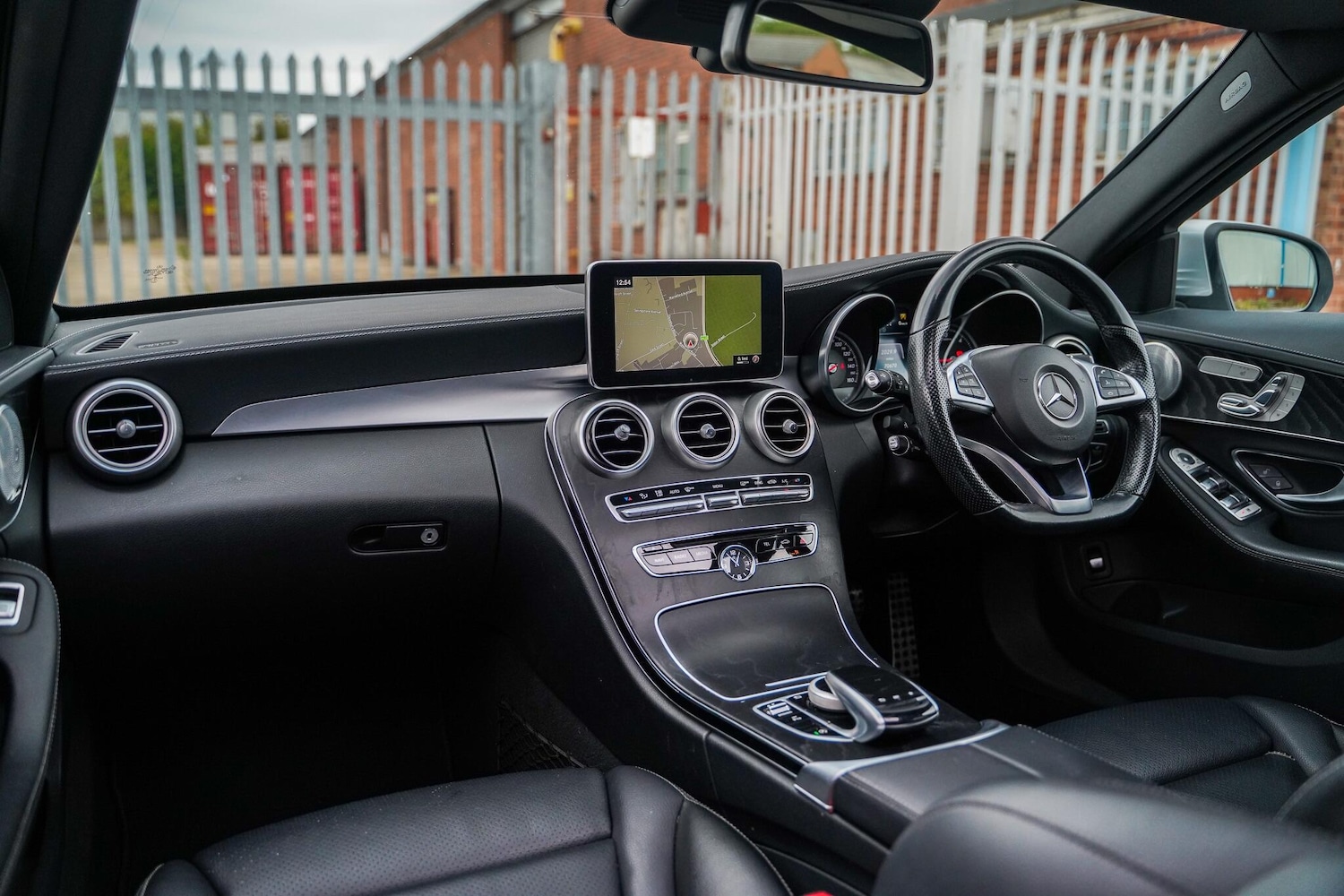 Used Mercedes-Benz C Class 2016 for sale - 77015595: Photo 23