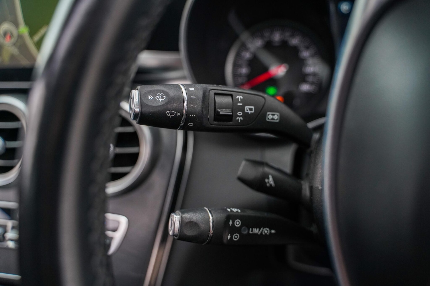 Used Mercedes-Benz C Class 2016 for sale - 77015595: Photo 34