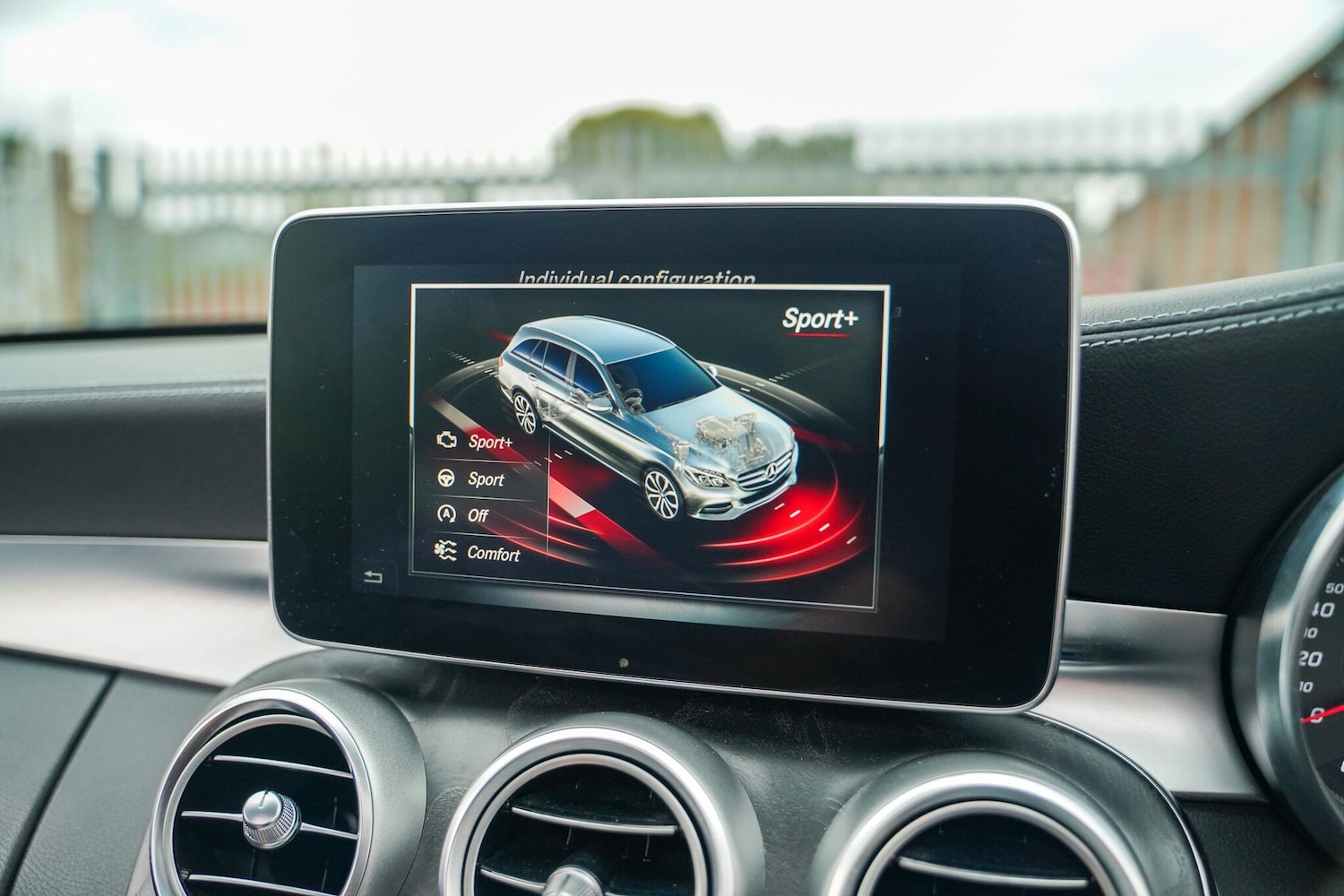 Used Mercedes-Benz C Class 2016 for sale - 77015595: Photo 41