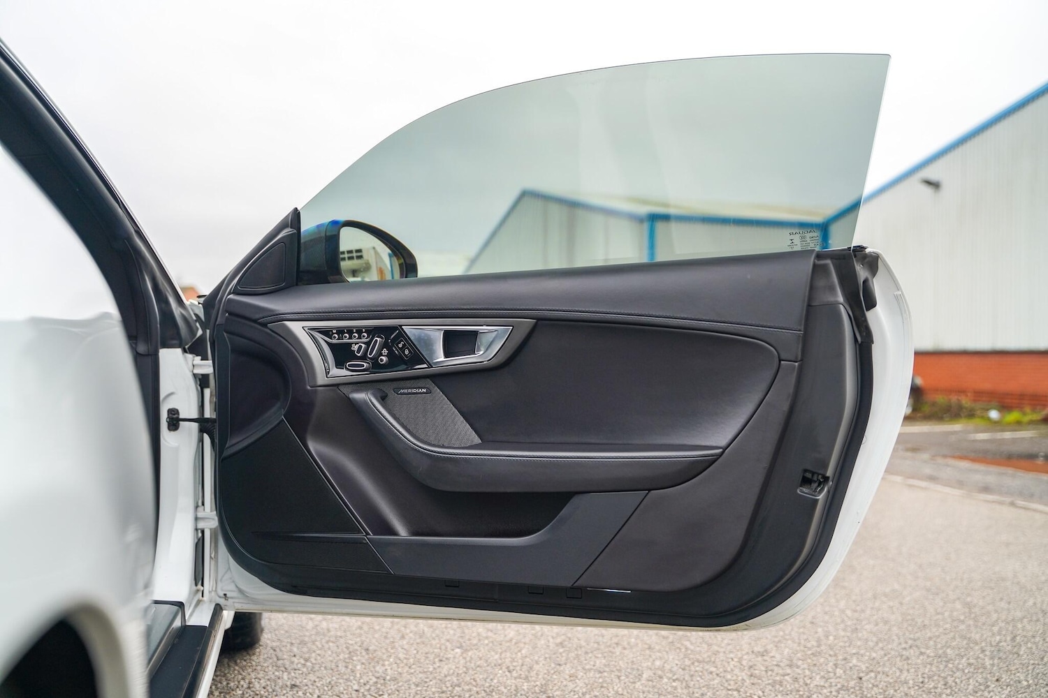 Used Jaguar F-Type 2014 for sale - 77574397: Photo 39